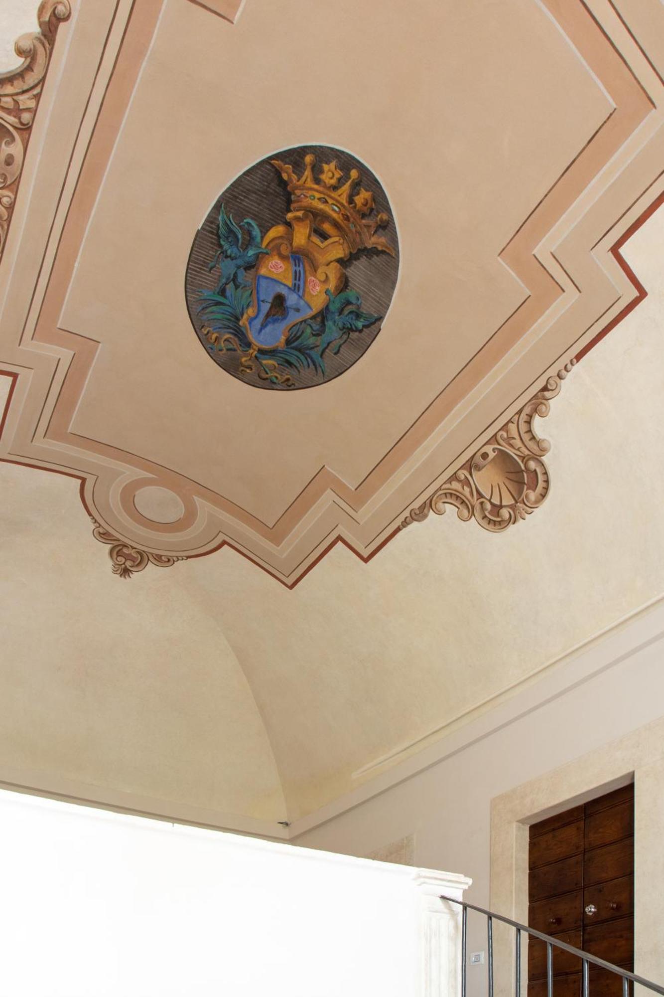 B&B Palazzetto Alfieri L'Aquila Centro Storico Bagian luar foto