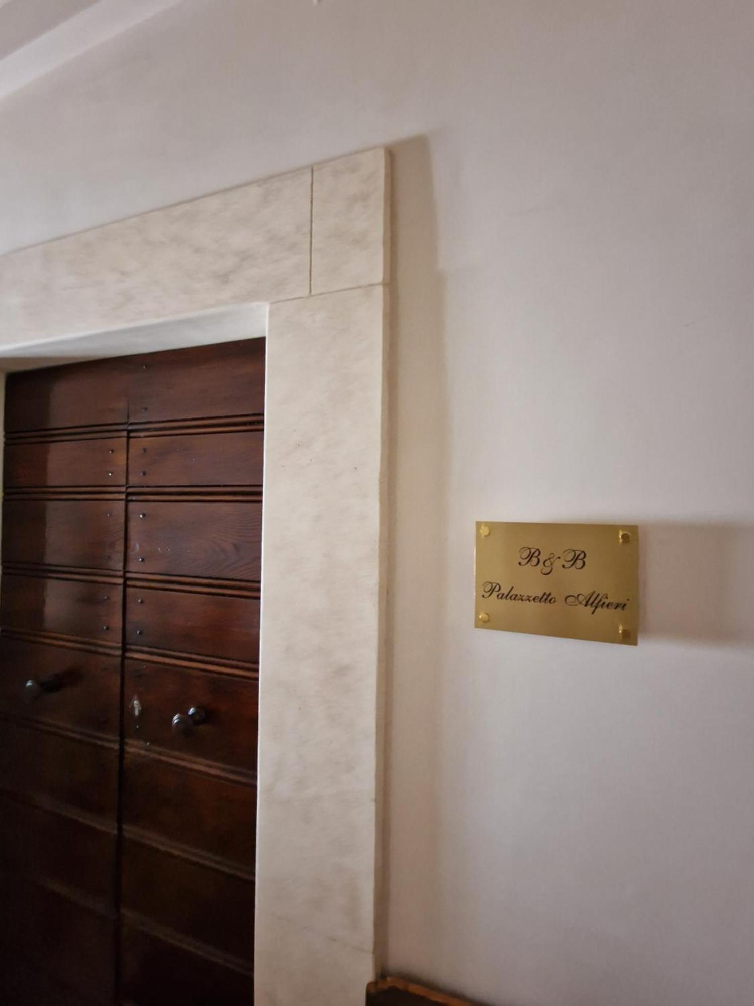 B&B Palazzetto Alfieri L'Aquila Centro Storico Bagian luar foto