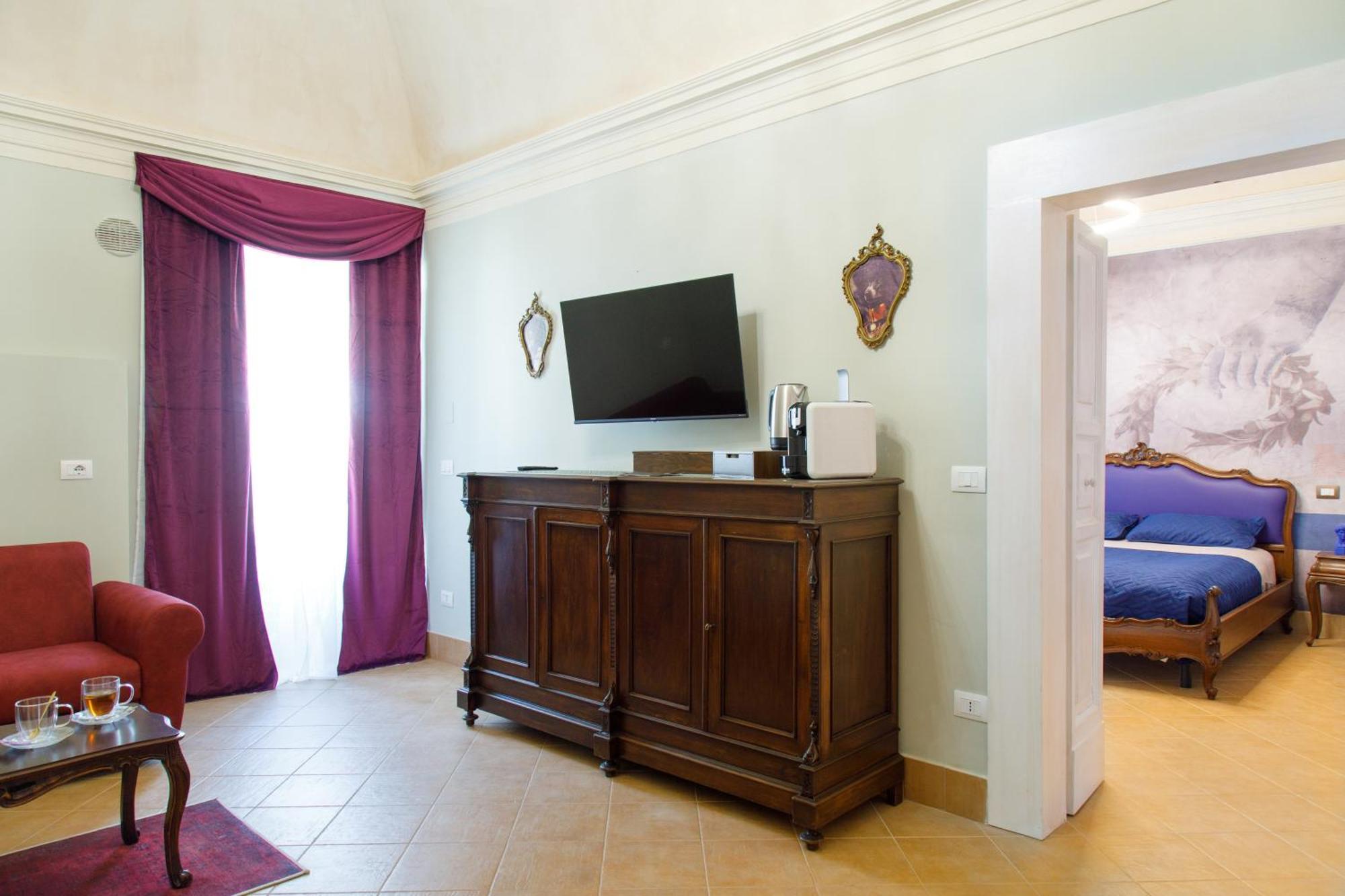 B&B Palazzetto Alfieri L'Aquila Centro Storico Bagian luar foto